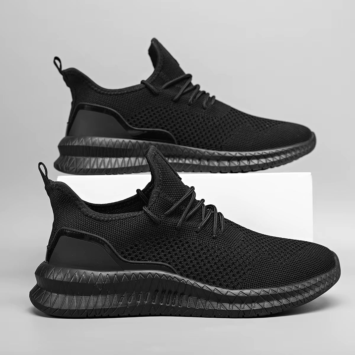 Men's Orthopedic Trainers – Lightweight Knit Mesh Lace-Up with Cushioned Sole